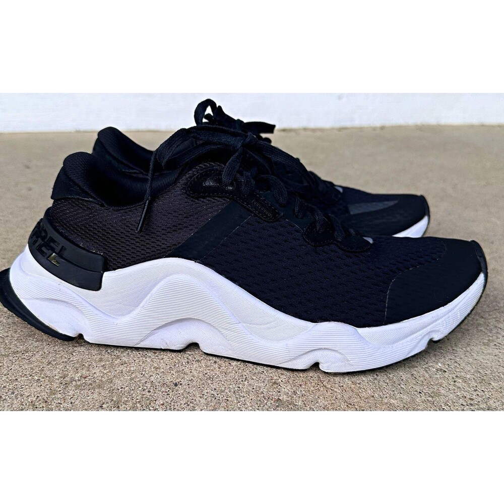 Sorel Kinetic Breakthru Day Lace Sneakers Women’s 11 Black White Athletic